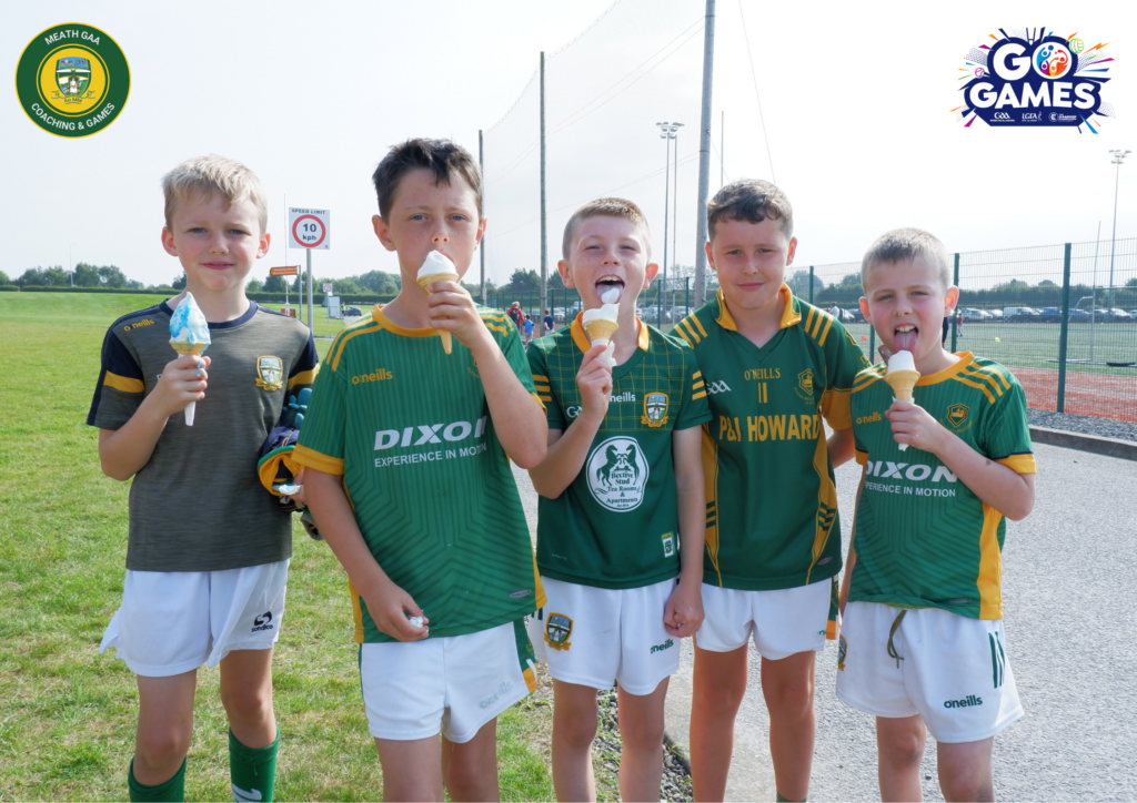 Players from Duleek/Bellewstown eating ice cream